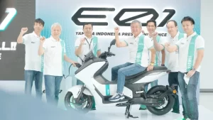 Motor Listrik Yamaha E01 Jadi Pilihan Keluarga Indonesia